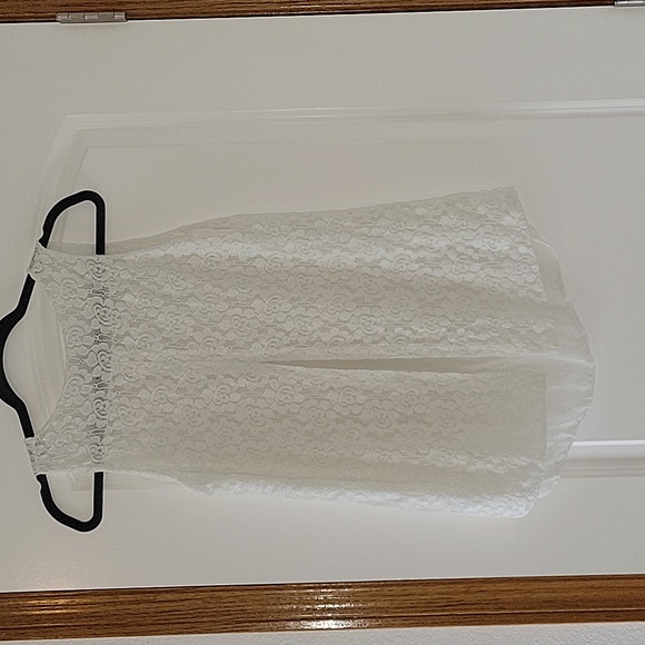 Lace Top - Picture 4 of 4